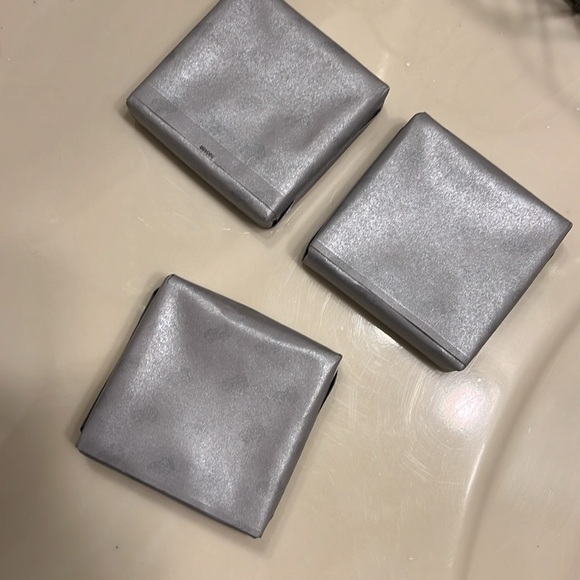The Ritz-Carlton Hotel Bar Soap 3 Bars Square New Wrapped - Picture 4 of 6